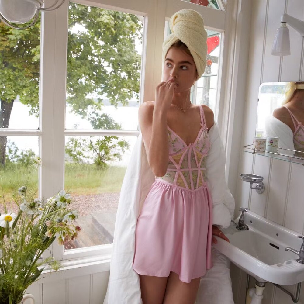 FOR LOVE AND LEMONS Pink Slip Dress Lingerie Size XS NWT NEVER WORN!